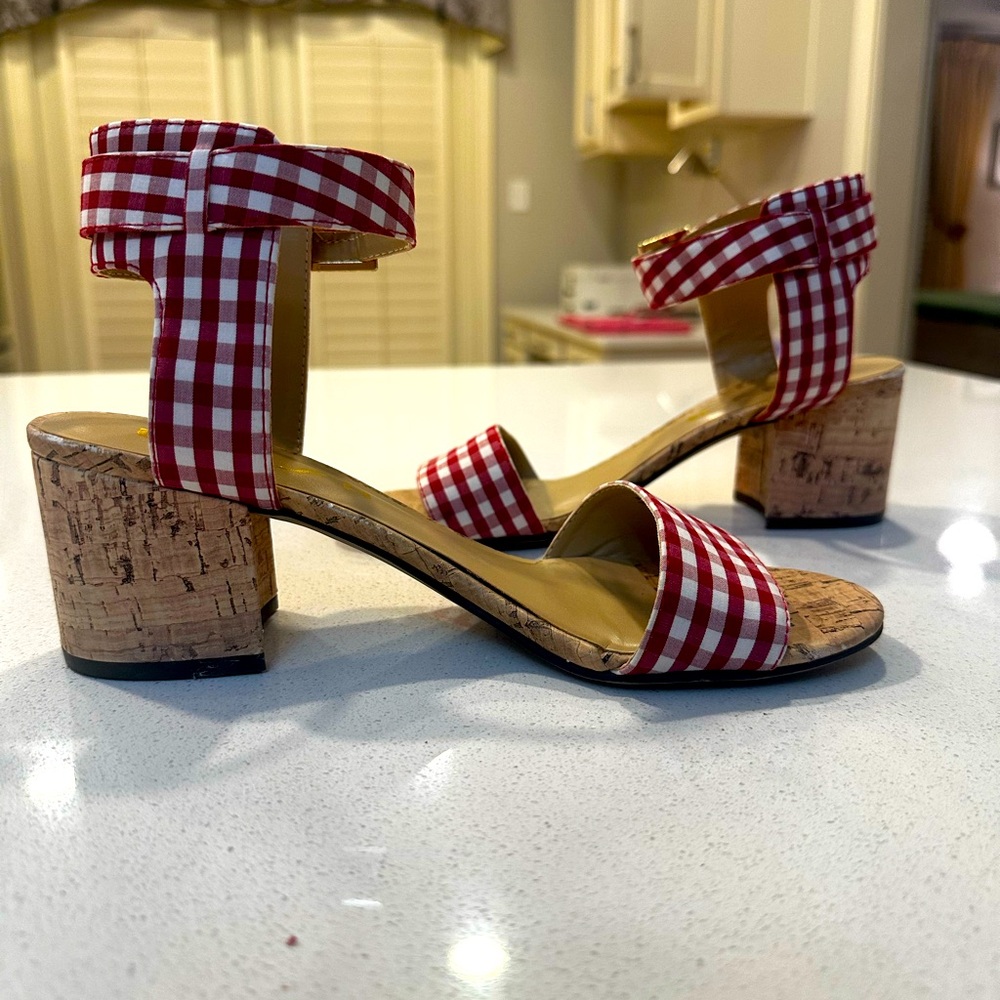 Unisa red/white ankle buckle sandal